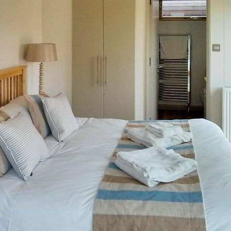 Upton Lakes Lodges كولومبتون المظهر الخارجي الصورة
