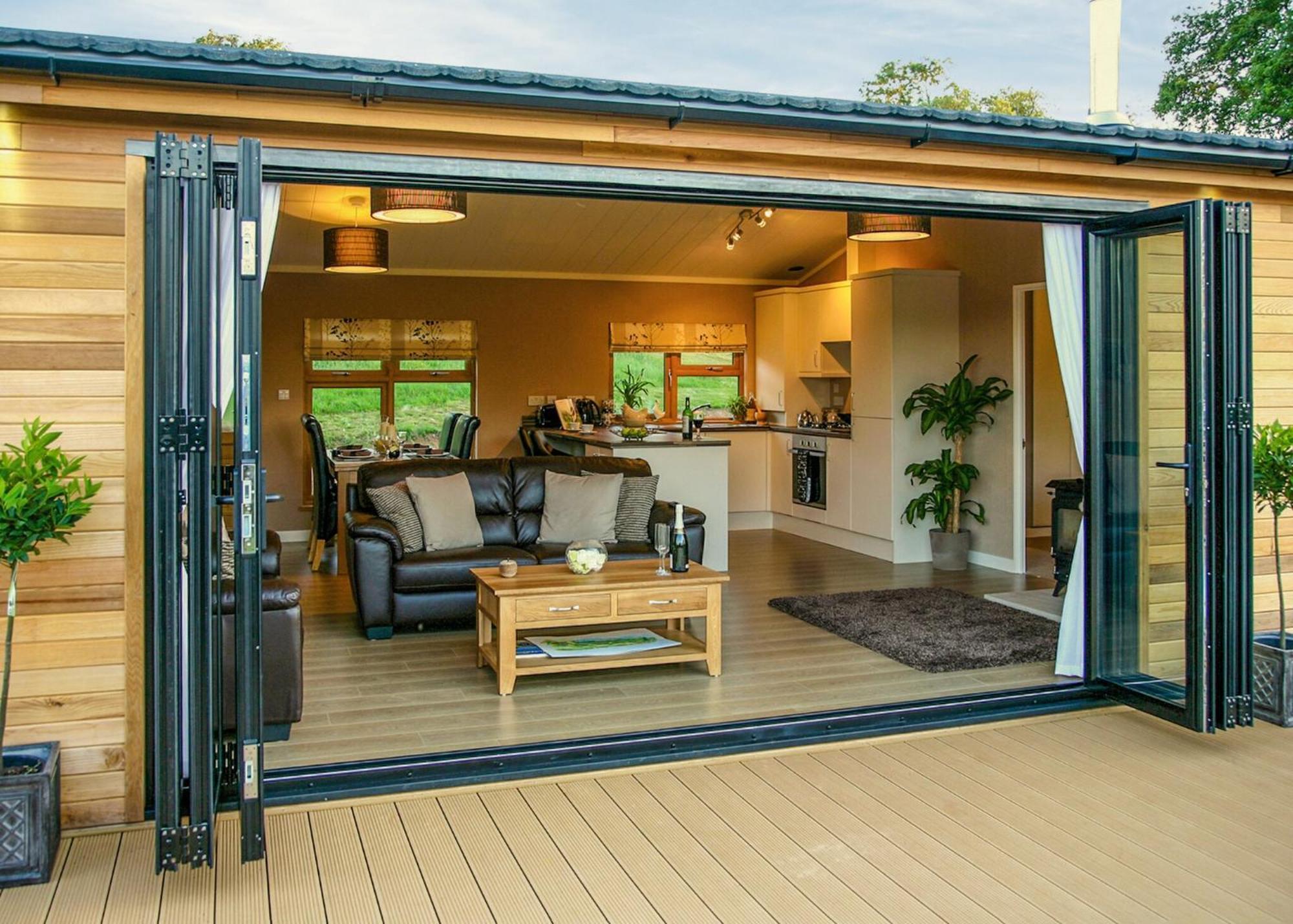 Upton Lakes Lodges كولومبتون الغرفة الصورة
