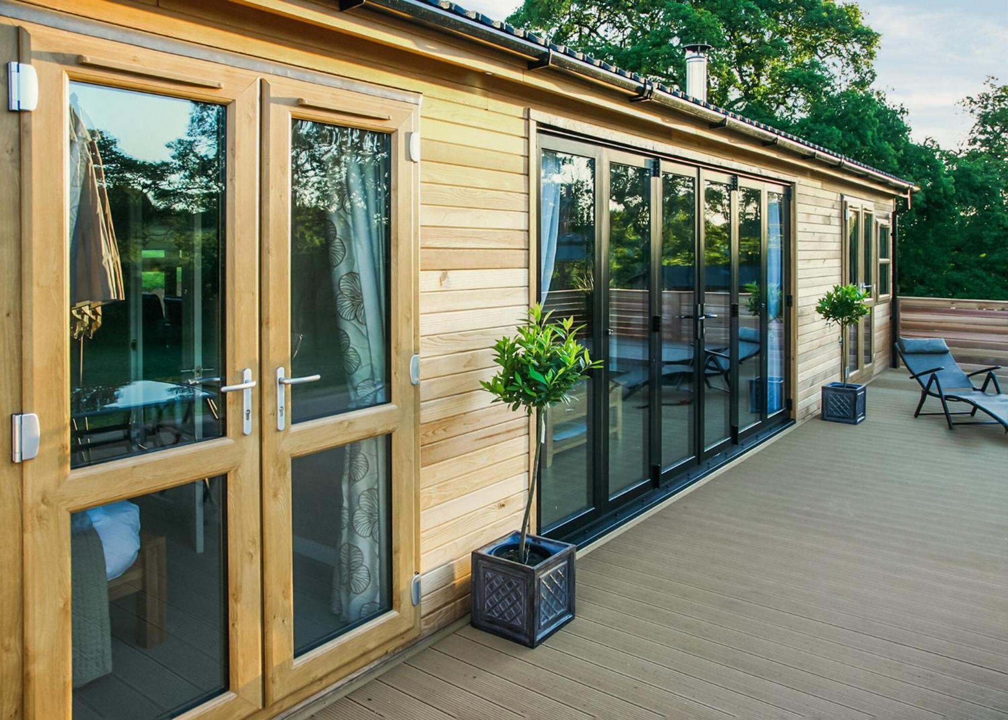 Upton Lakes Lodges كولومبتون الغرفة الصورة